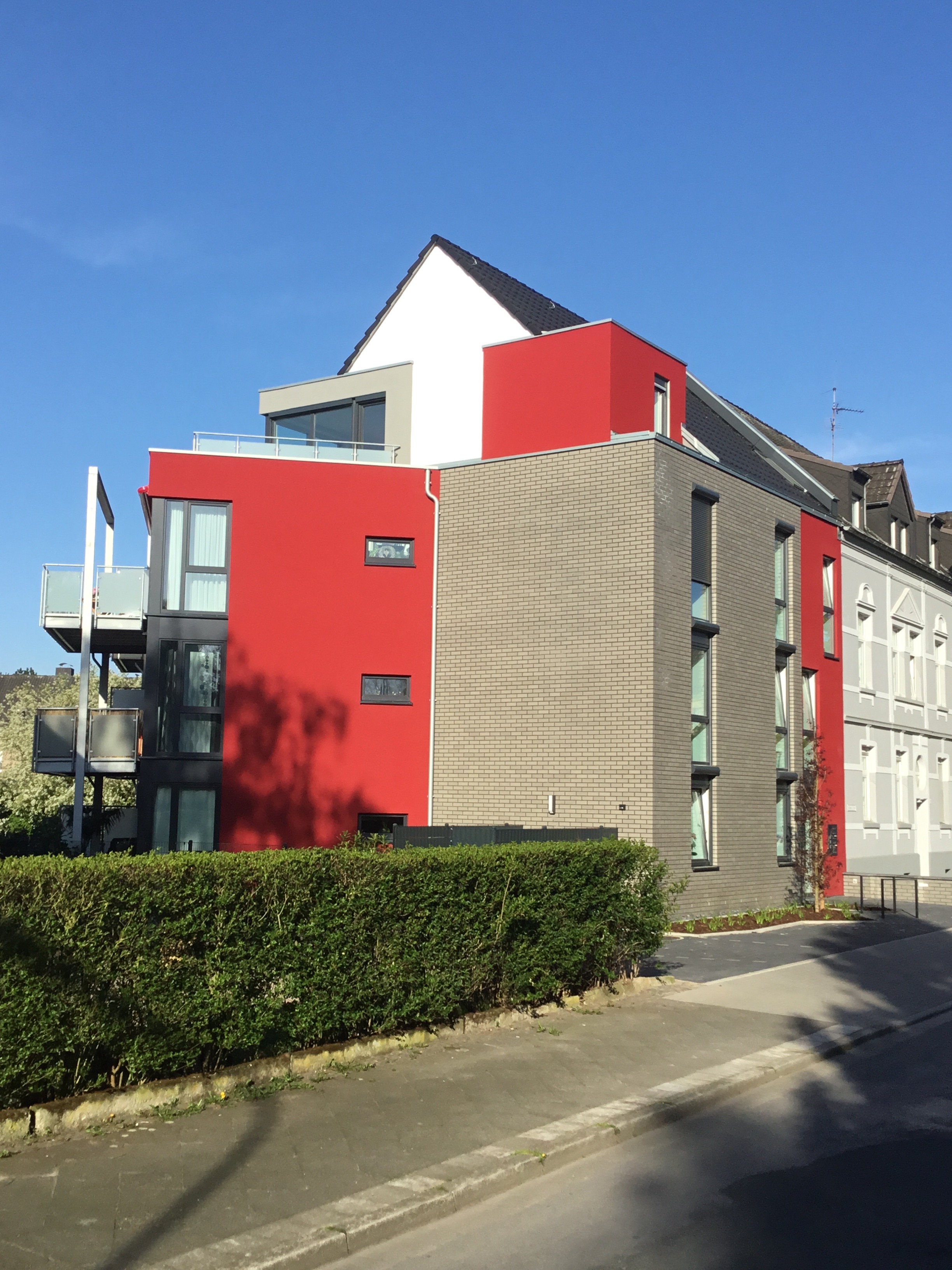 Mehrfamilienhaus